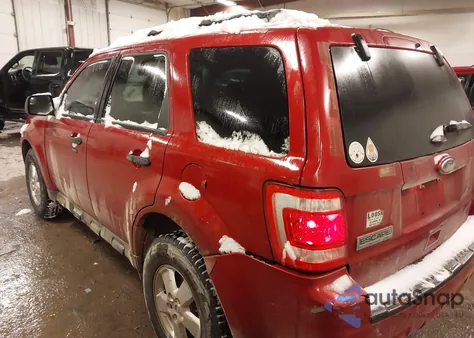 2011 Ford Escape Xlt Automatic из США, поврежденный, VIN 1FMCU0D75BKC34761